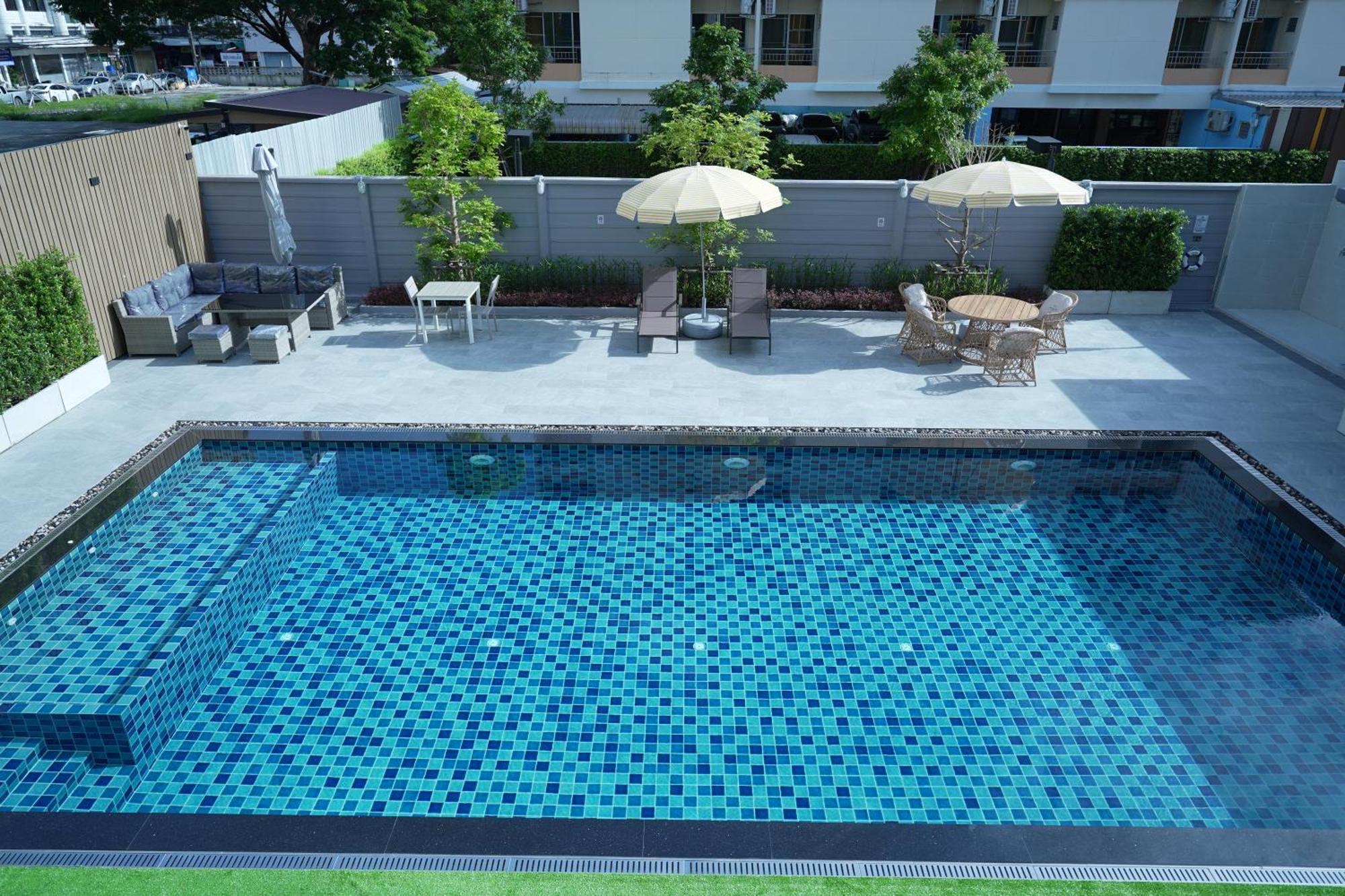 Three Seasons Bangkok Ξενοδοχείο Εξωτερικό φωτογραφία